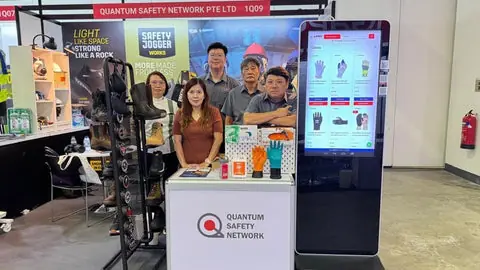 Exhibition team and partners at OS+H Asia 2024